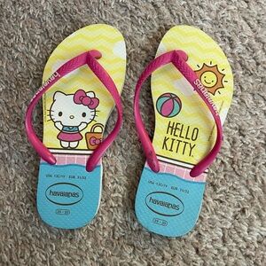 Havaianas Hello Kitty Kids Flip Flops - Pink and Yellow